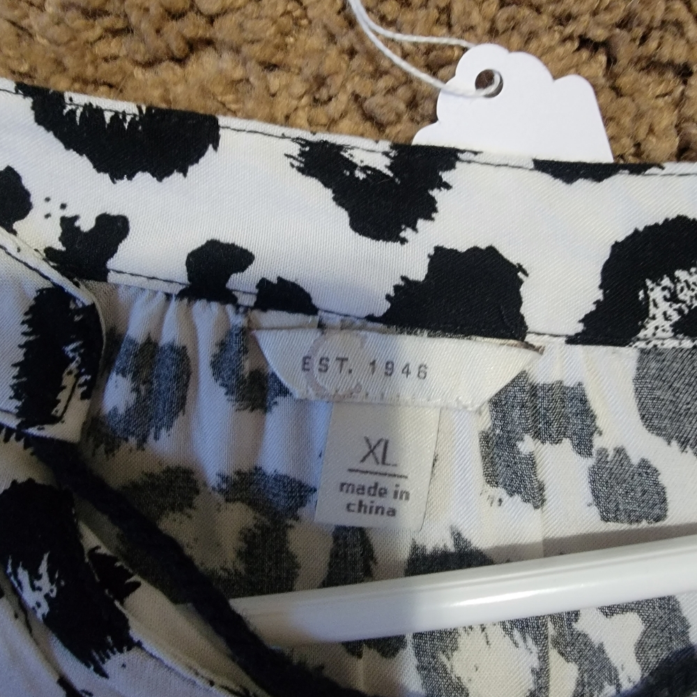 CATO ANIMAL PRINT TOP - Picture 3 of 3